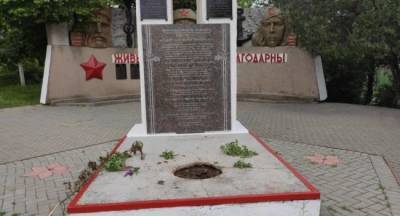 Майя Санду - Вандализм и бесчестие: в Молдавии осквернили мемориал «Слава Героям» - eadaily.com - Молдавия