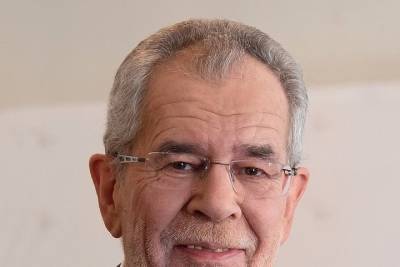 Александер Австрии - Президент Австрии призвал ЕС не становиться колонией США, Китая или России - mk.ru - Австрия - деревня Беллен