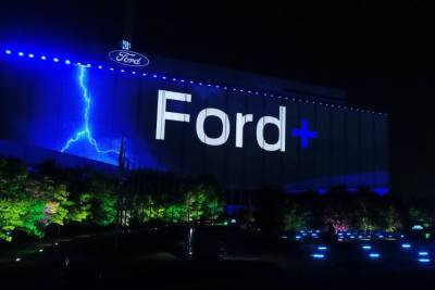 Ford: К 2025 году мы инвестируем в разработку электрических моделей $30 млрд, а уже к 2030 году электромобили будут составлять 40% продаж - itc.ua - США