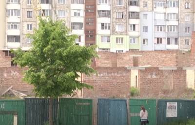 Пятерых детей без сознания нашли на недострое в Ивано-Франковске: первые кадры с места ЧП - politeka.net - Ивано-Франковск