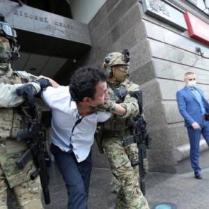 Захватчика киевского банка отправили на принудительное лечение - reporter-ua.com - Киев - Узбекистан