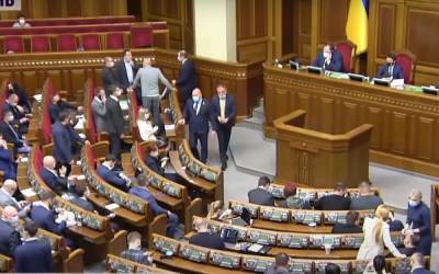 Олег Ляшко - ОПЗЖ и "Слуга народа" лидируют в парламентских рейтингах, - опрос - akcenty.com.ua