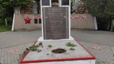 Вандализм и бесчестие: В Молдове осквернили памятник героям... - politnavigator.net - Молдавия - Кишинев - Котовск