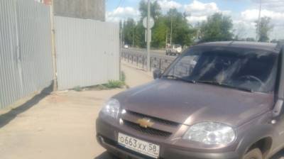 Пензенцы не хотят «перелетать» через автомобили на улице Урицкого - penzainform.ru - Пенза