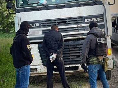 На Одесчине бандиты нападали на дальнобойщиков - lenta.ua - Запорожская обл. - Одесса - Одесская обл. - Херсонская обл.