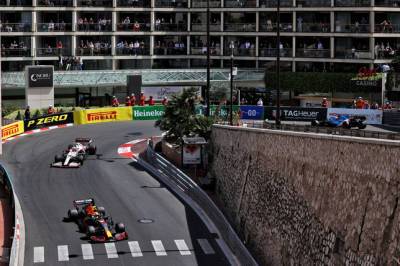 Серхио Перес - Перес: Раньше смена команды не вызывала таких проблем - f1news.ru - Австрия