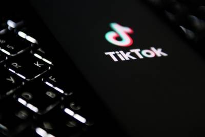 Зульфия Гуринчук - TikTok оштрафован в РФ на 1,5 млн руб. за отказ удалить запрещенный контент - interfax-russia.ru - Москва - Россия
