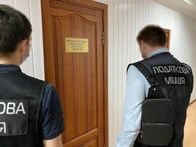 В Госфискальной службе сообщили, что продолжают обыски в КП "Дирекция строительства дорожно-транспортных сооружений" - gordonua.com - Киев - Строительство