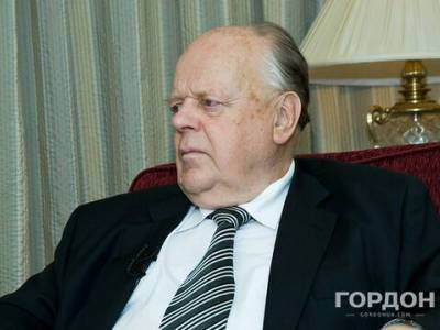 Владимир Путин - Александр Лукашенко - Станислав Шушкевич - Шушкевич: Лукашенко подменяет один вопрос другим. Все заняты самолетом и забыли, что он – незаконный президент - gordonua.com - Россия - Минск