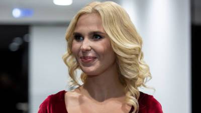 Иван Телегин - Поразившаяся скорой свадьбе экс-супруга Пелагея оставила его без недвижимости - mir24.tv - Рига