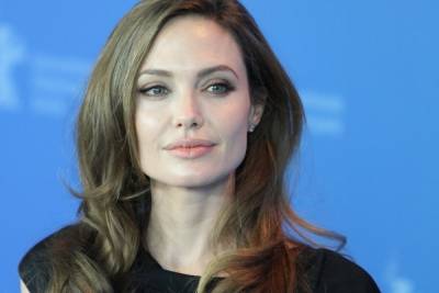Анджелина Джоли - Светлана Алексиевич - София Сапеги - Анджелина Джоли и Светлана Алексиевич обсудили ситуацию в Белоруссии - mk.ru