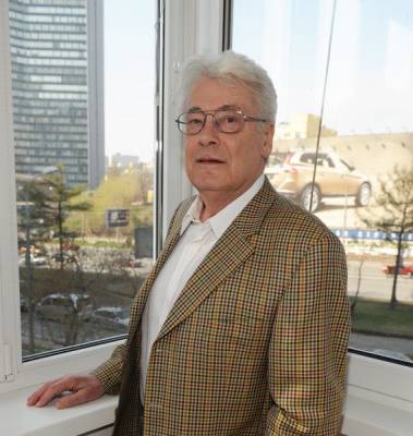 «Если умру, то и могила моя будет лечить». Как журналист Аллан Чумак превратился в целителя - ukrpost.biz
