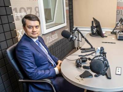Владимир Зеленский - Дмитрий Разумков - Разумков ответил, спрашивал ли у него Зеленский о президентских амбициях - gordonua.com