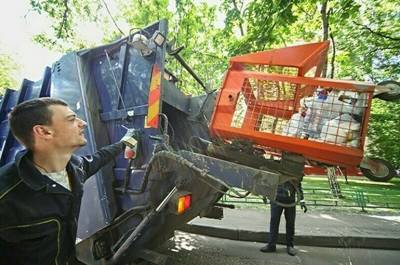 На транспорт с опасными отходами предлагают наносить спецзнаки - pnp.ru