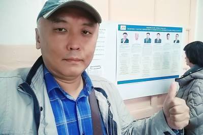 Поэт-сатирик из Бурятии снова написал юморные частушки про праймериз - ulan.mk.ru - респ.Бурятия
