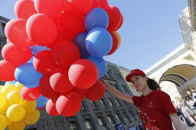 Александр Беглов - Волонтерам Евро-2020 в Петербурге выдали бесплатные проездные - neva.today - Санкт-Петербург