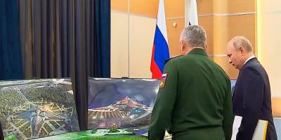 Сергей Шойгу - Владимир Путин - Шойгу представил Путину макет нового музея Вооруженных сил - runews24.ru - Московская обл.
