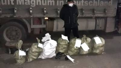 На границе Казахстана и России задержали 135 кг наркотиков - eadaily.com - Западно-Казахстанская обл.