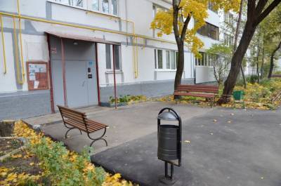 Незнакомец избил пожилую женщину в Таганском районе Москвы - vm.ru - Москва