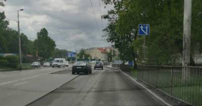 «Прыгаем на этих ямах и объезжаем, как можем»: автомобилисты пожаловались на ремонт дороги на ул. Красной - klops.ru - Калининград