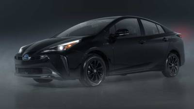 Гибрид Toyota Prius получил в США черную спецверсию Nightshade - avtonovostidnya.ru