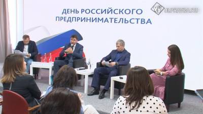 Ренат Алиулов - Алексей Русских - Алексей Русских наградил лучших предпринимателей и рассказал о своем бизнес-опыте - ulpravda.ru - Ульяновская