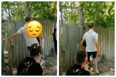Старшеклассник избил мальчика возле школы: "зрители" не вмешивались, снимав на видео - politeka.net - Одесса - Одесская обл.