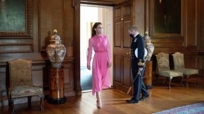 принц Уильям - Кейт Миддлтон - Ralph Lauren - Massimo Dutti - 4 новых образа Кейт Миддлтон в шотландском турне - skuke.net - Шотландия