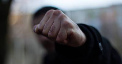В Черняховске 17-летний подросток жестоко избил на улице школьника - klops.ru - Калининградская обл. - Черняховск