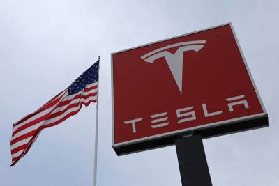 Что будет с Tesla, если биткоин упадет ниже $30 тыс.? - smartmoney.one - Reuters