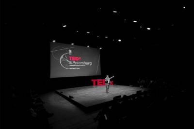 Дмитрий Глуховский - На Новой сцене Александринского театра состоится международная конференция TEDx - abnews.ru - Канада