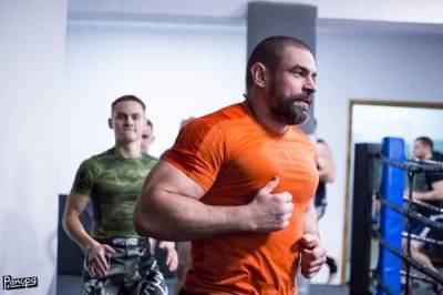 Чемпион мира по пауэрлифтингу Андрей Быстрюков: «Спорт и математика – лучшие друзья…» - argumenti.ru - Воронежская обл.