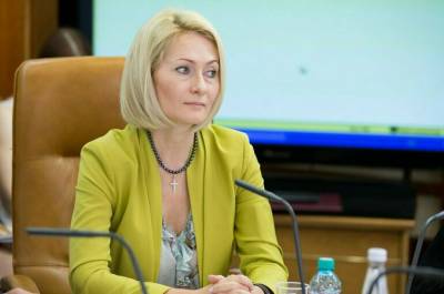 Викторий Абрамченко - Проект о запрете одноразовых товаров из пластика могут внести в Госдуму осенью - pnp.ru