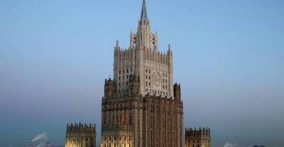Василий Покотило - Москва выразила протест Украине после провокационного "перформанса" у Посольства России в Киеве - reendex.ru - Москва - Киев