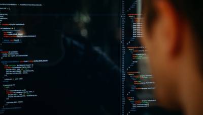Microsoft: Хакеры, стоящие за взломом SolarWinds, атаковали 150 правительственных агентств США - usa.one - Россия - Microsoft