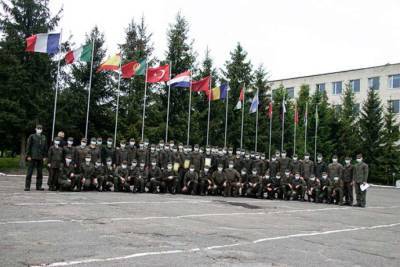 В учебном центре НГУ завершили обучение более 100 курсантов - lenta.ua