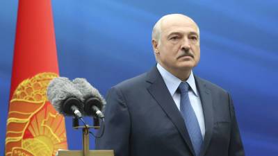 Владимир Путин - Александр Лукашенко - Белорусский президент привез в Сочи "проясняющие" документы - vesti.ru - Сочи