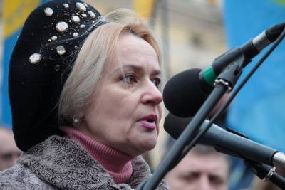 Ирина Фарион - Фарион против английского: на Украине выявили новую угрозу украинскому самосознанию - geo-politica.info