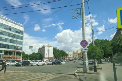 В центре Астрахани на дороге установили новый запрещающий знак - volg.mk.ru - Астрахань - Астраханская обл. - Волгоградская обл.
