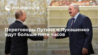 Владимир Путин - Александр Лукашенко - Эдвард Сноуден - Эво Моралес - Роман Протасевич - Переговоры Путина и Лукашенко идут больше пяти часов - ria.ru - Москва - Россия - Сочи - Белоруссия - Минск - Боливия - Вена