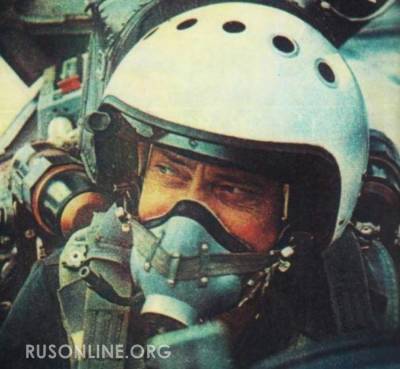 Окружают истребитель СССР, 15 самолетов F-4 США: «Ну что русский, долетался?» - rusonline.org