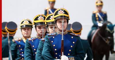 Разводы караулов в Московском Кремле возобновили после годового перерыва - profile.ru - Москва