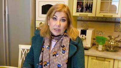 Марина Федункив - Марина Федункив из-за проблем с ногами передвигается на костылях - actualnews.org