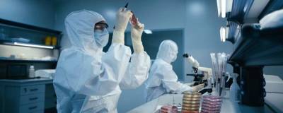 Джо Байден - Британия и США проверяют версию о появлении COVID-19 в лаборатории - runews24.ru - Вашингтон - Англия - Ухань