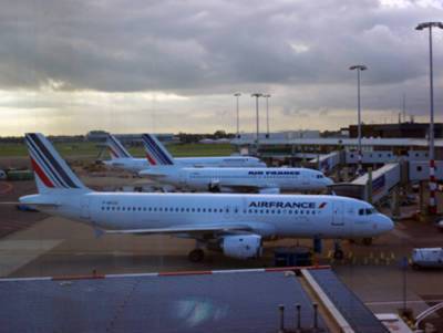 Россия разрешила Air France и Austrian Airlines полеты в обход Белоруссии - rosbalt.ru - Москва - Австрия - Париж