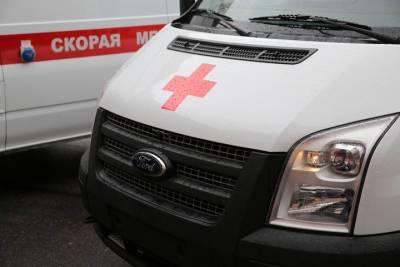 Соседка рассказала о паре, вылетевшей с балкона в Петербурге - spb.mk.ru - Санкт-Петербург