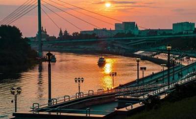 Артемий Лебедев - Тюменка придумала новый герб города, основанный на стереотипах и известных местах - news.megatyumen.ru - Тюмень