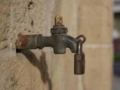 «Воды нет, на улицу ходим в туалет»: дети на Урале прочитали рэп об отсутствии воды в селе - rosbalt.ru - Свердловская обл. - район Каменский