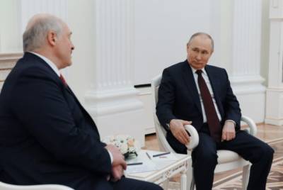 Владимир Путин - Дмитрий Песков - Александр Лукашенко - Роман Протасевич - Софья Сапеги - В Кремле раскрыли детали переговоров Путина и Лукашенко - aif.ru - Москва - Сочи