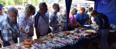 В оккупированном Донецке прошла продуктовая ярмарку с нарушениями карантина - w-n.com.ua - ДНР - Горловка - Донецк - Макеевка